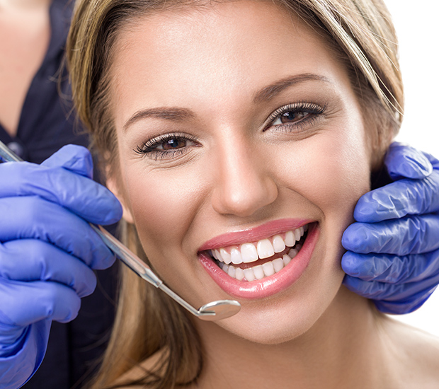 Lakewood Teeth Whitening at Dentist